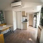 Holacamp Palamos אתר קמפינג 2*