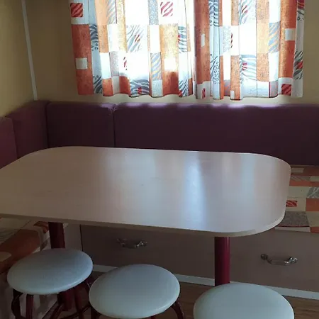 3 Estrellas Costa Brava Kamp alanı 2*
