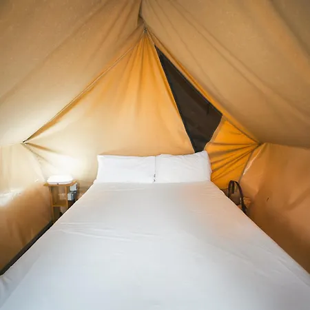 Tres Estrellas Costa Brava 2* ואל-לוברגה