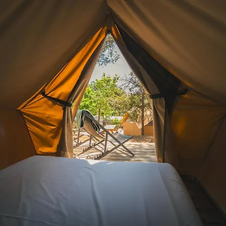 Tres Estrellas Costa Brava Kemp 2*