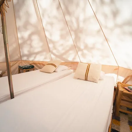 Tres Estrellas Costa Brava Kemp 2*