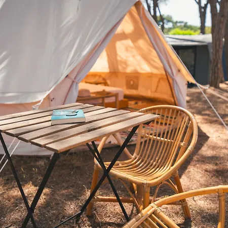 אתר קמפינג Tres Estrellas Costa Brava 2*