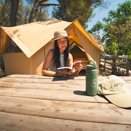 Tres Estrellas Costa Brava Kemp