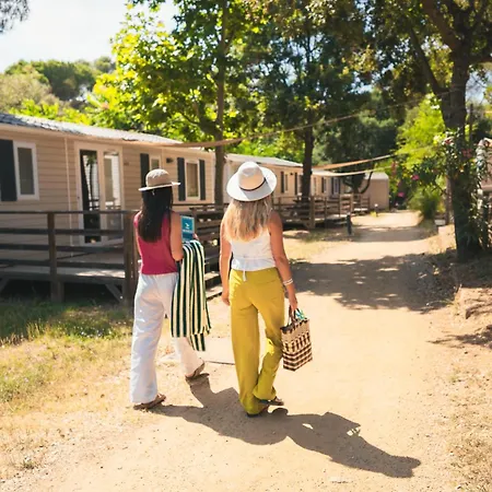 אתר קמפינג Tres Estrellas Costa Brava 2*