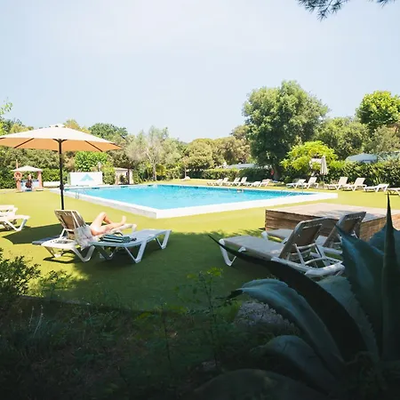 Tres Estrellas Costa Brava אתר קמפינג