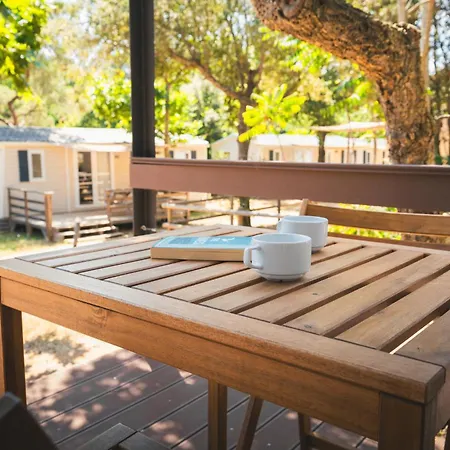 Tres Estrellas Costa Brava אתר קמפינג ואל-לוברגה