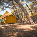 Holacamp Palamos Vall-Llobrega