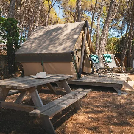 Holacamp Palamos Vall-Llobrega